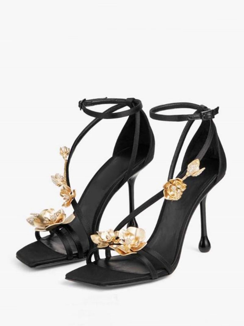 Kvinnors Svarta Sandaler Med Hög Klack Fyrkantig Tå Blommor Detalj Strappy Stiletto Heel Balskor