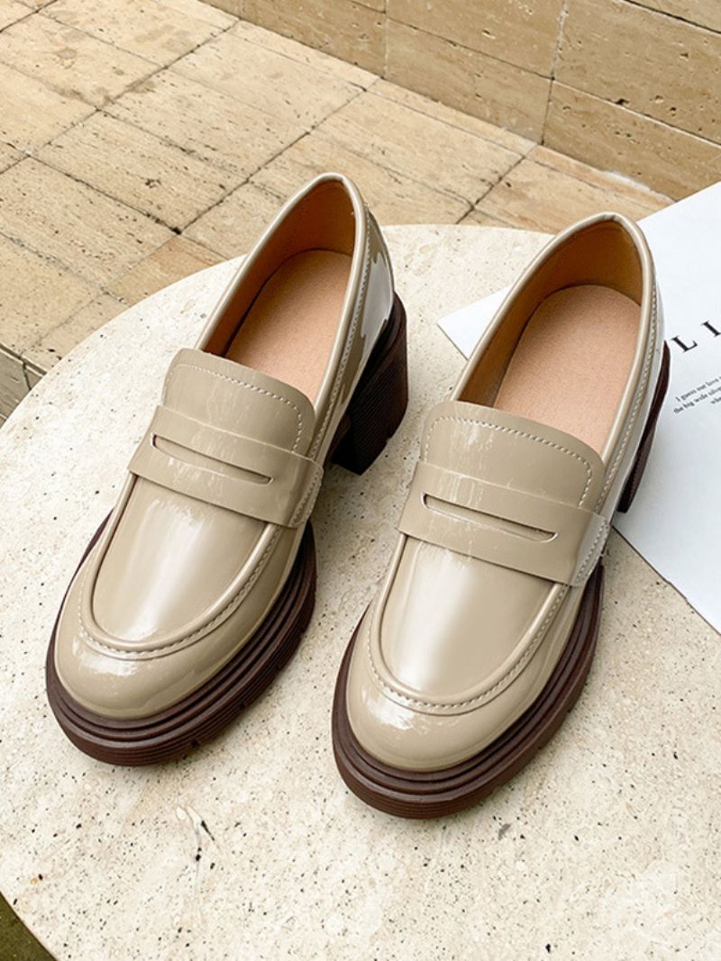 Dam Loafers Svart Rund Tå Chunky Heel Patent Pu Övre - Beige