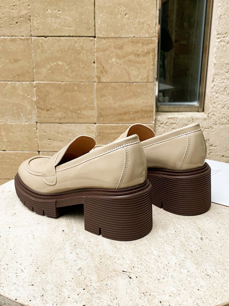 Dam Loafers Svart Rund Tå Chunky Heel Patent Pu Övre - Beige