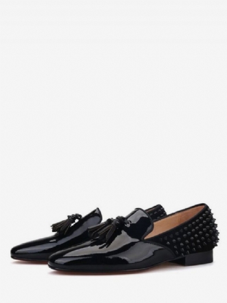 Svarta Loafers För Män Patent Pu-läder Tofsklänning Slip-on Med Rygg Spikes Balfest Bröllopsskor